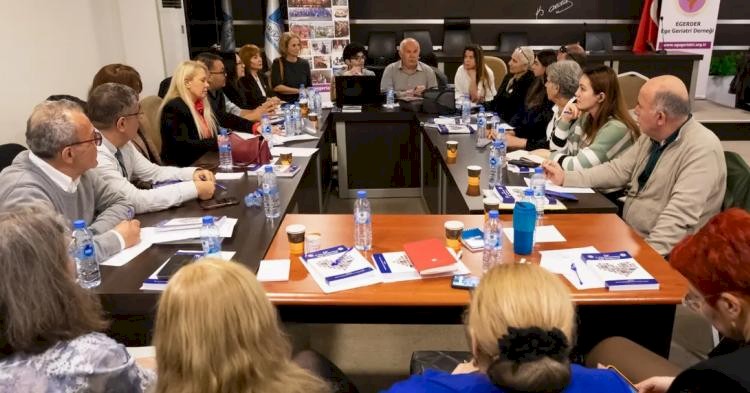 Narlıdere, 3. Yaş Üniversiteleri Çalıştayı'na ev sahipliği yaptı