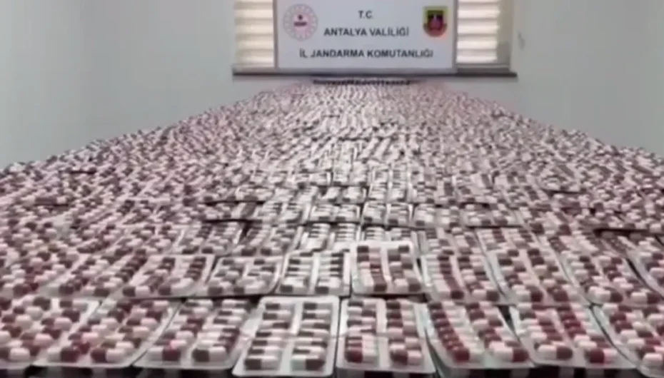 Antalya’da dev uyuşturucu operasyonu: 5 tutuklama