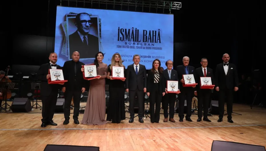 Ünlü Bestekar adına yaşam boyu onur ödülü Zekai Tunca’ya verildi