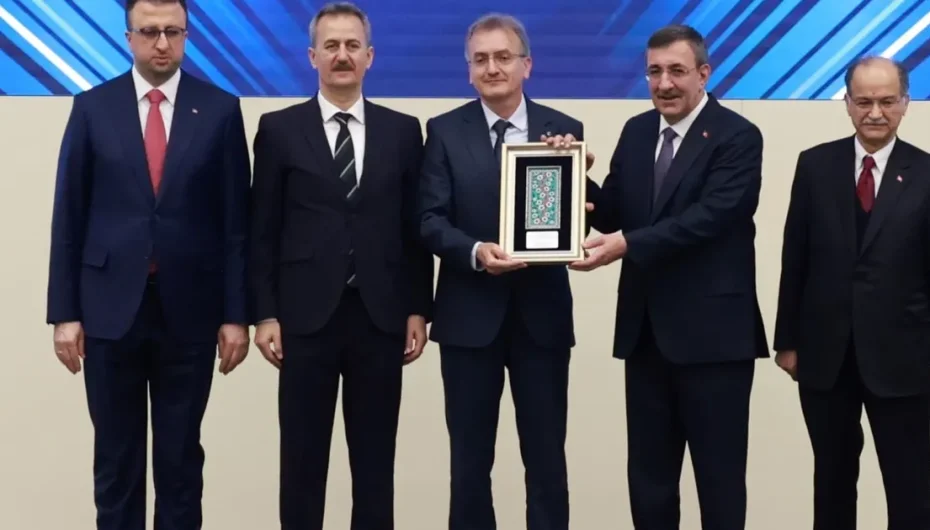 GTÜ’lü akademisyene ASELSAN’dan ödül