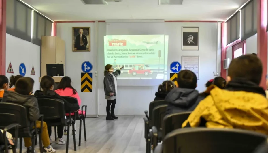 Başkentli miniklere trafik eğitimi