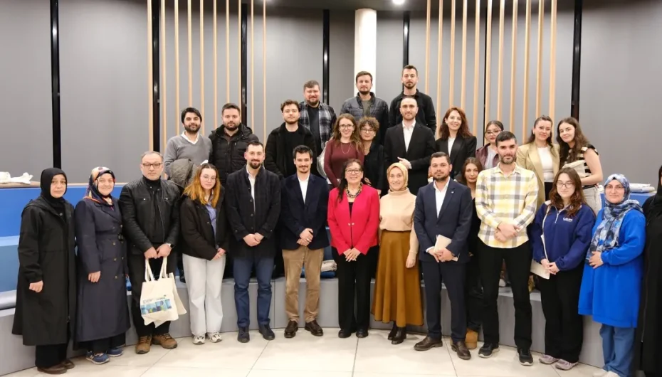 Kocaeli Büyükşehir, gençlere tarih bilinci aşılıyor