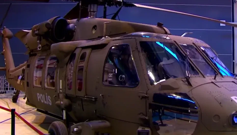 AKSUNGUR, ATAK ve T-70 helikopterleri teslim edildi
