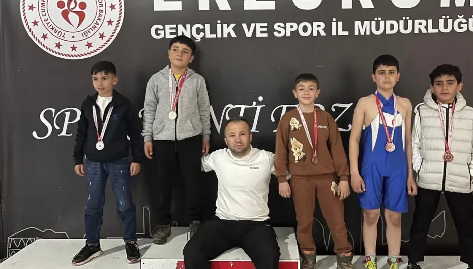 Erzurum Pasinler’de güreşin kalbi atıyor