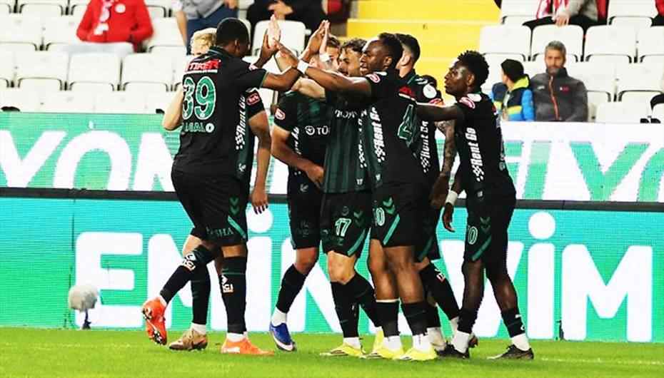 Hesap.com Antalyaspor 0-2 Tümosan Konyaspor (Maç Sonucu)