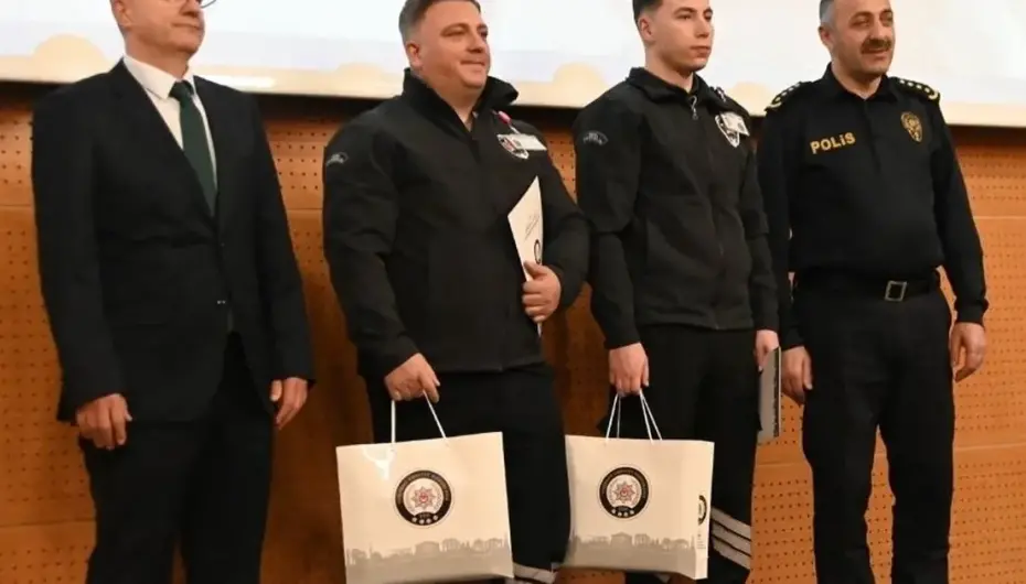 Tekirdağ'da uyuşturucu ile mücadelede belediye personeline takdir