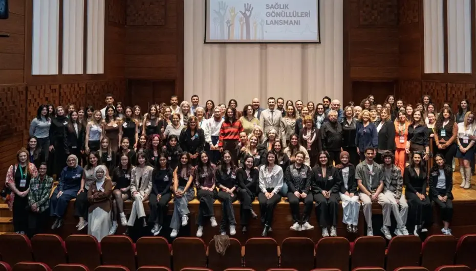 İzmir’in gönüllü sağlıkçıları sahaya iniyor