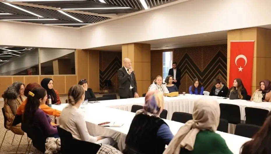 Denizli’de kadın girişimcilere dijital dünyada güçlü adım