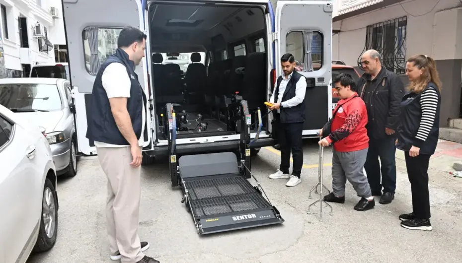 Manisa'da nakil araçları hizmette