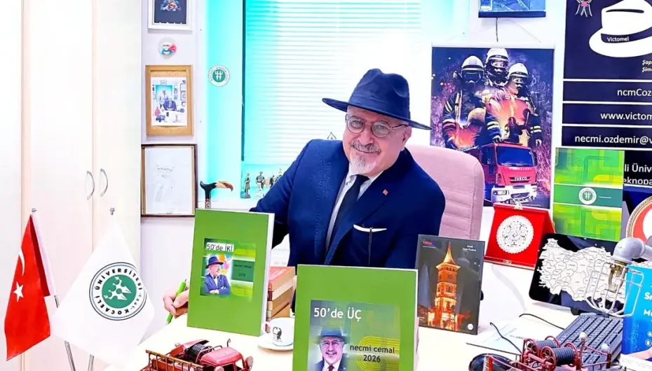 Necmi Cemal’den üçüncü kitap... Yazı tarzında yeni dönem