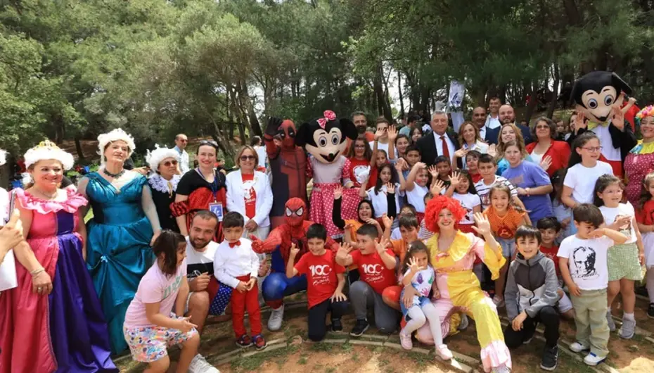 İzmir Güzelbahçe 23 Nisan'a hazır