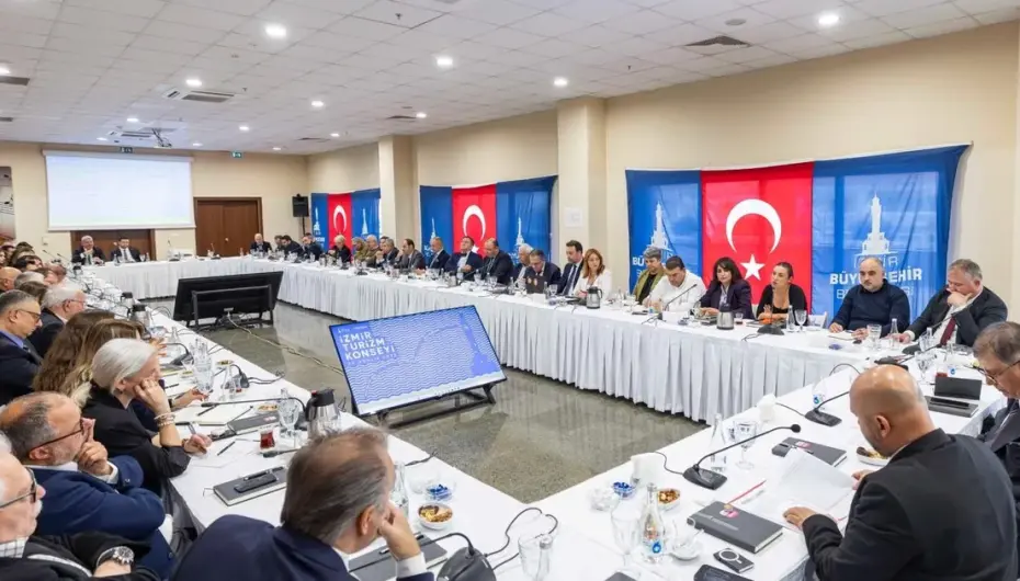 İzmir ortak aklı harekete geçiren kurullarla kalkınacak