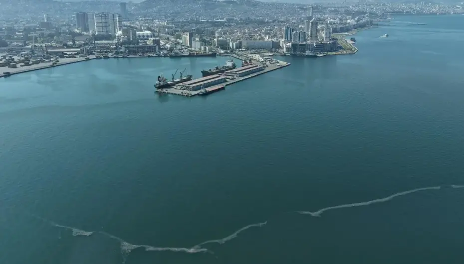 İzmir Körfezi göz göre göre kirletiliyor! 12. kirlilik tespiti!