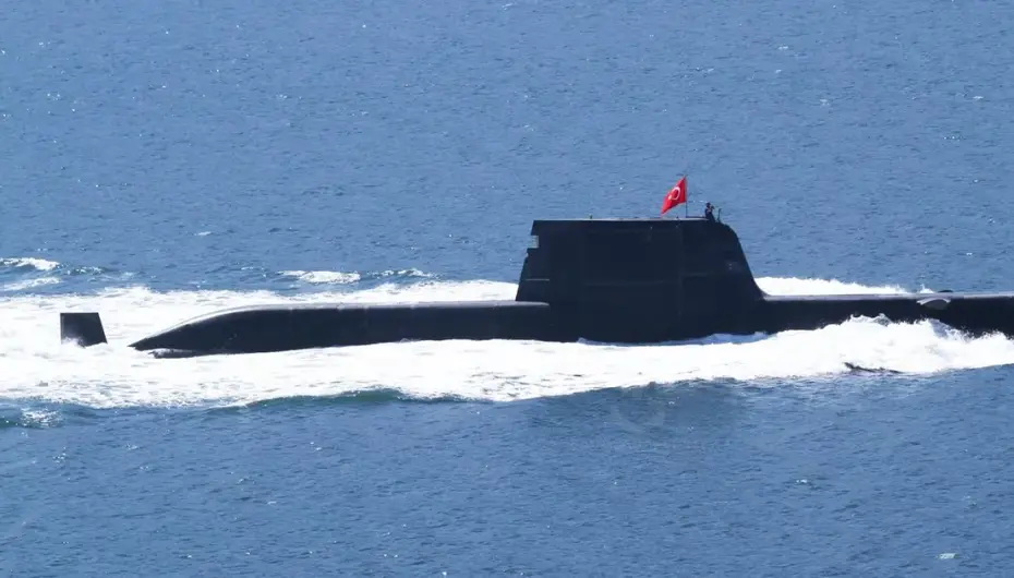 Savunma sanayi güçleniyor.. Yeni denizaltı ilk seferine çıktı