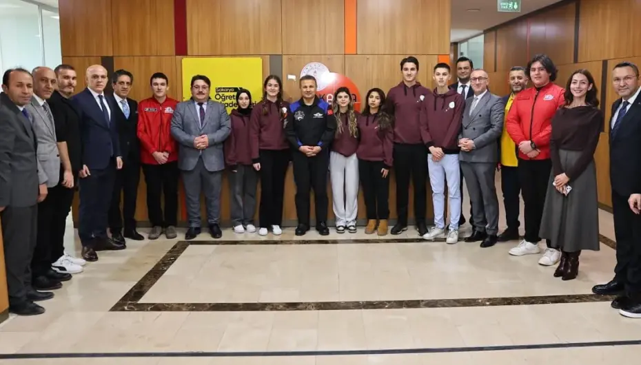 Türkiye Uzay Ajansı Başkanı Sakarya’da öğrencilerle buluşuyor