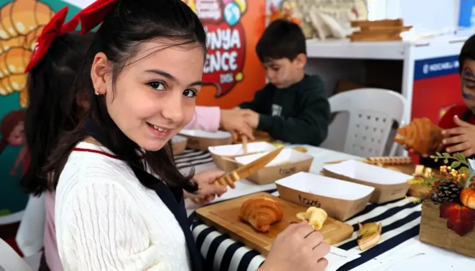 İzmit'te kruvasan süsleme atölyesi ilgi görüyor