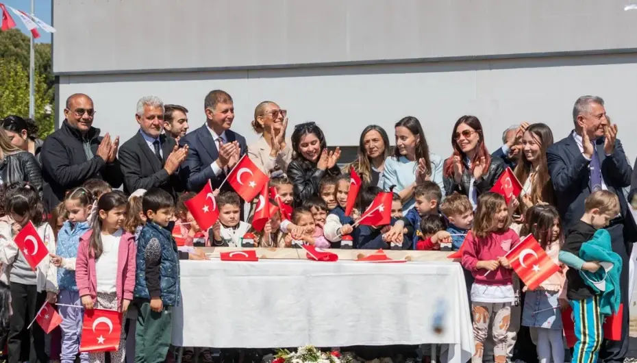 İzmir Güzelbahçe'de Onur Günay Eğitim Kampüsü Yerleşkesi’ne temel
