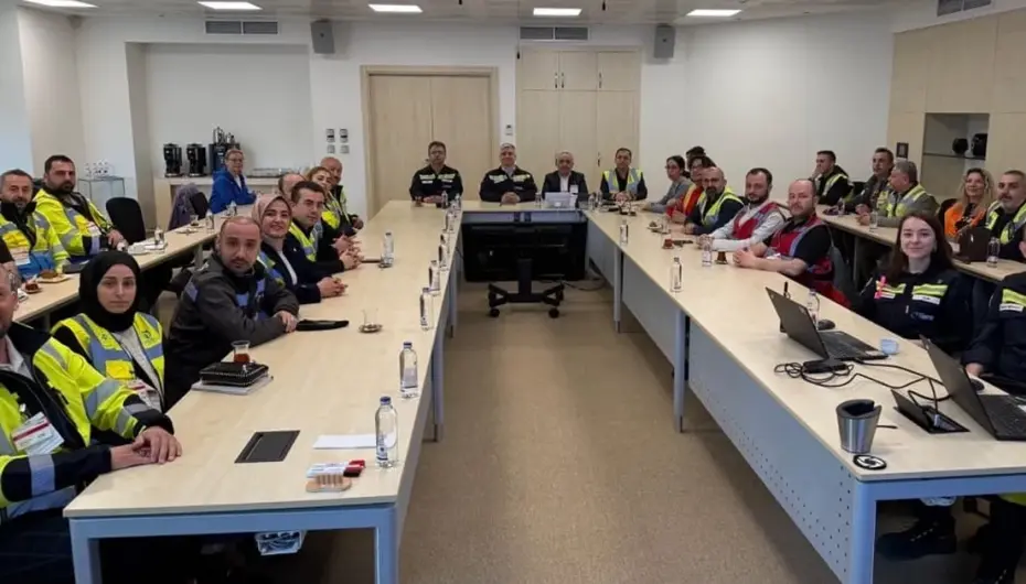 Kocaeli’de İSG profesyonelleri TÜPRAŞ’ta teknik geziye katıldı