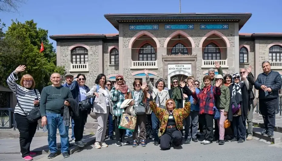 Ankara'nın simge noktaları tek rotada