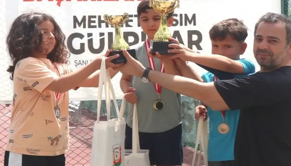Tenis Turnuvası Şanlıurfa’da renkli görüntülerle bitti