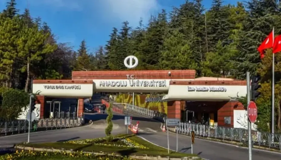Anadolu Üniversitesi'nden lisansüstü eğitime yeni ayar