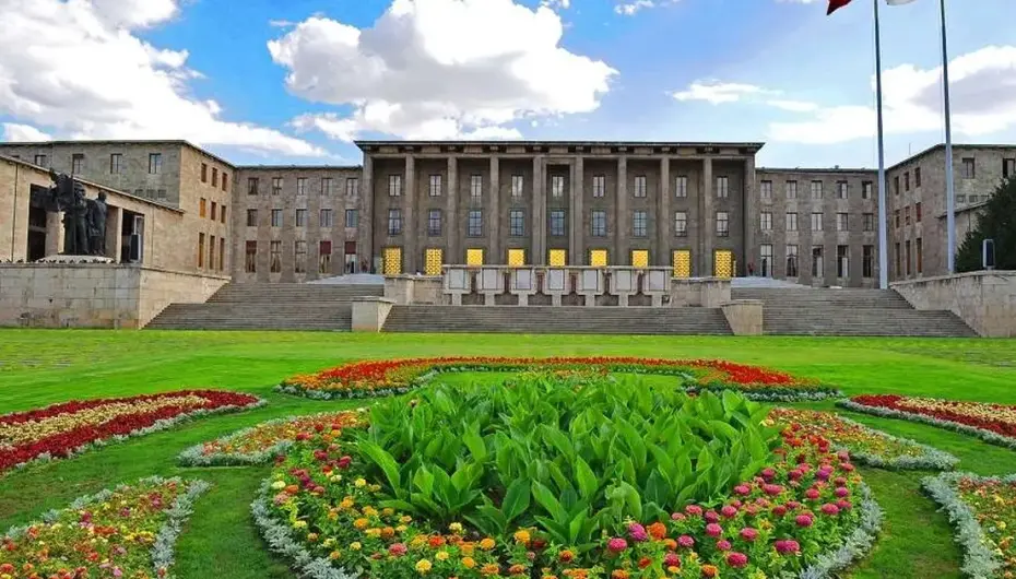 Fahiş aidat düzenlemesi TBMM gündeminde