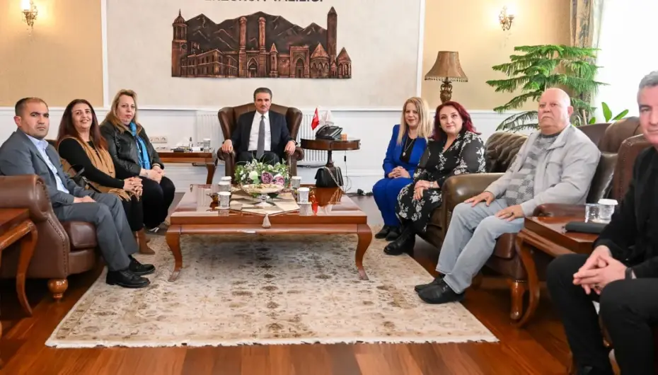 Erzurum Yeni Medya Derneği’nden Vali Baruş’a ziyaret