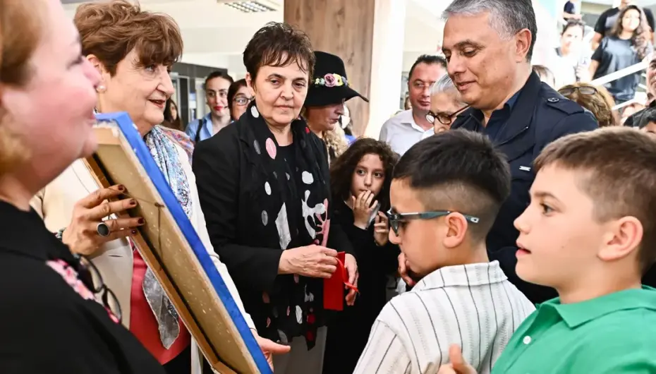 Antalya Muratpaşa'da ‘Geleceğin Renkleri’ kapılarını açtı