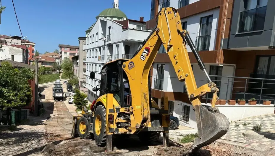 Kocaeli Gebze’de üstyapı çalışmaları hız kesmeden devam ediyor