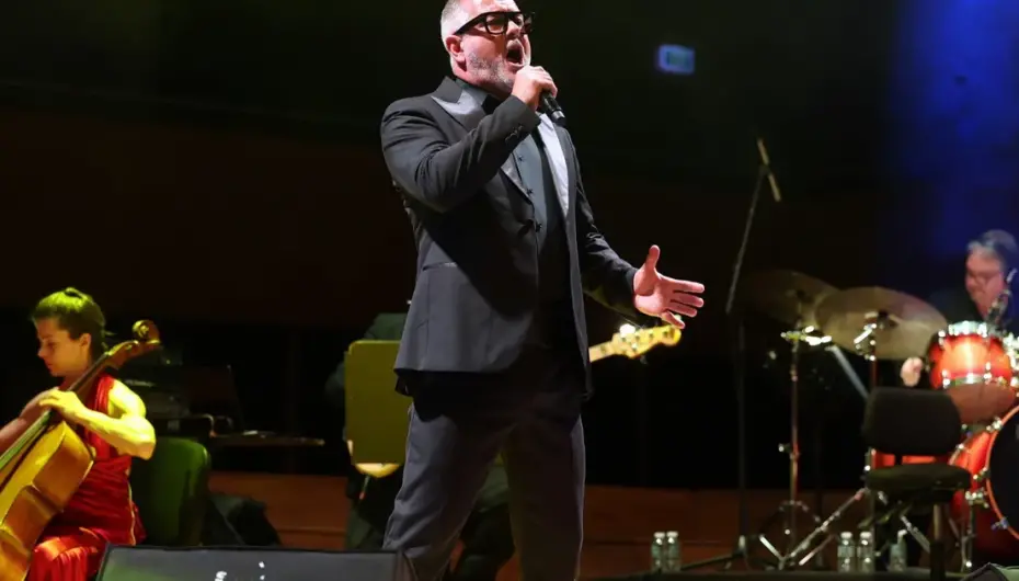 Luca Minnelli İzmir’de büyüledi