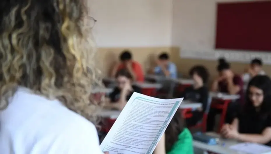 LGS’de yeni uygulama... Sertifikalı okuyucu ve kodlayıcılar görev yapacak