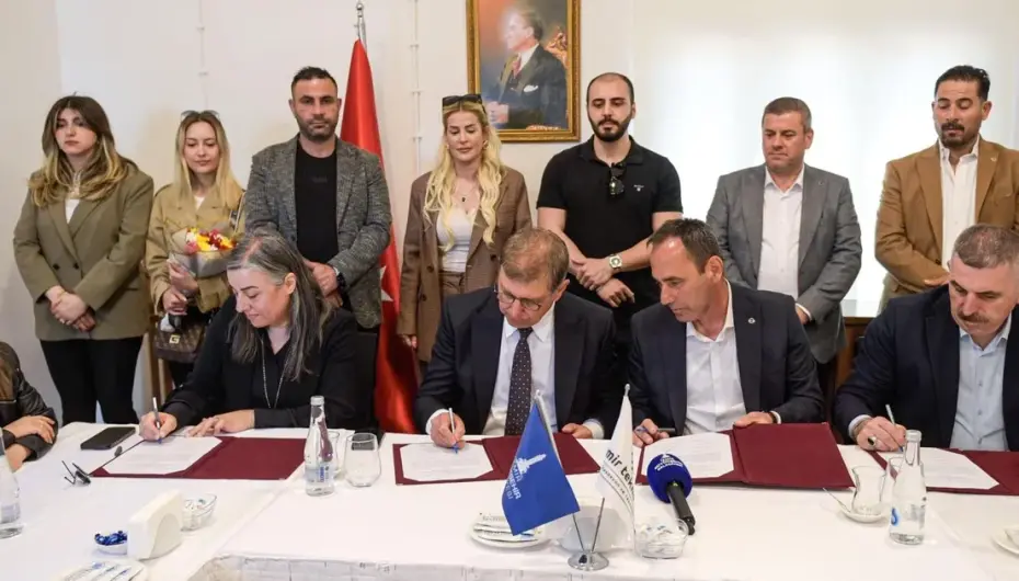 İzmir İnovasyon'da 'toplu' sevinç