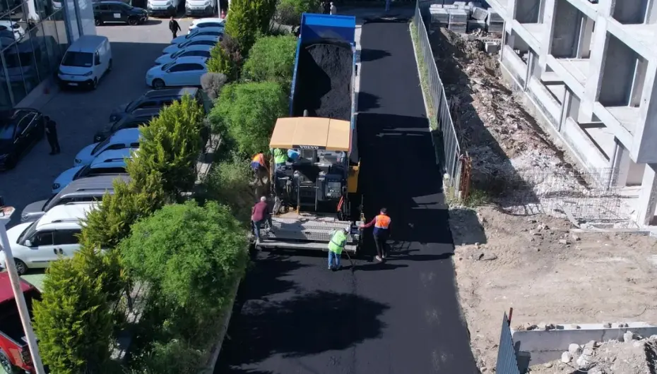 Manisa'da üniversite ve hastane yolu yenileniyor