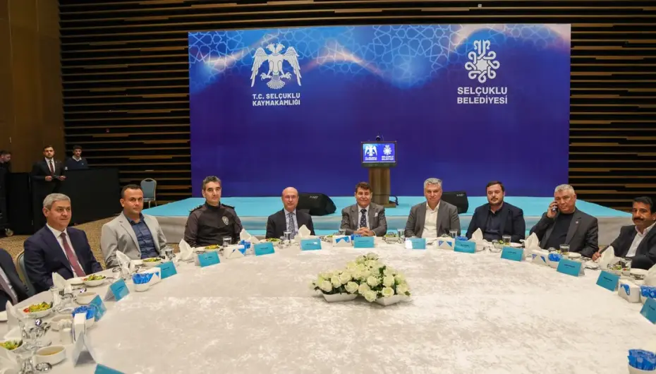 Konya Selçuklu Belediyesi’nden anlamlı veda programı