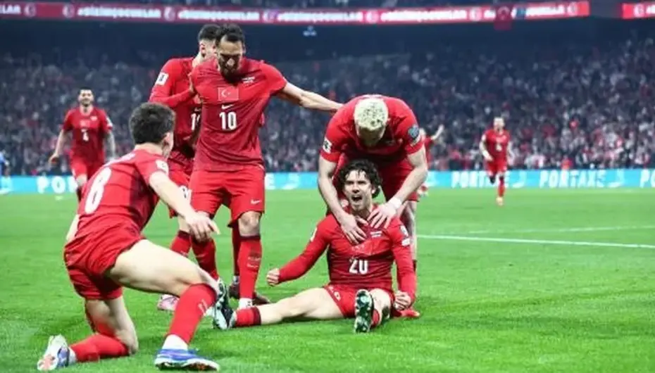 A Millilerden FIFA öncesi iki özel prova