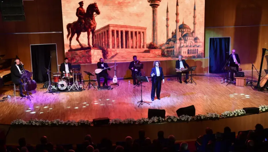 Kocatepe Kültür Merkezi sanatın başkenti oldu