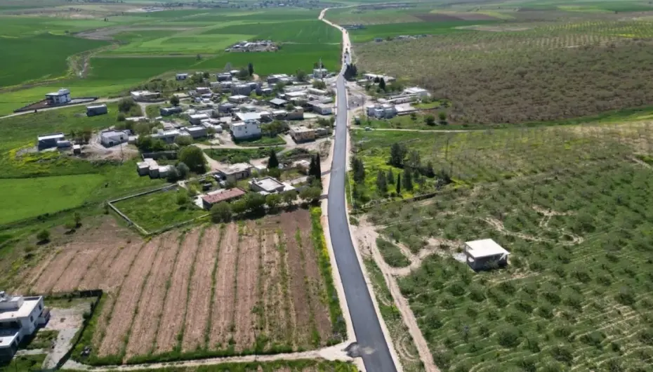 Kırsalda asfalta çalışmalarına devam