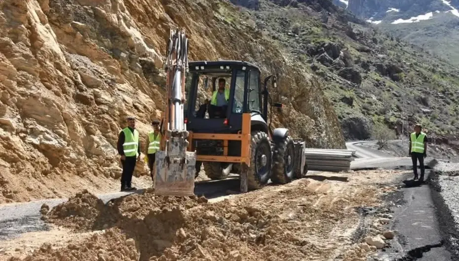Mereto Dağı yolunda onarım çalışmaları başladı