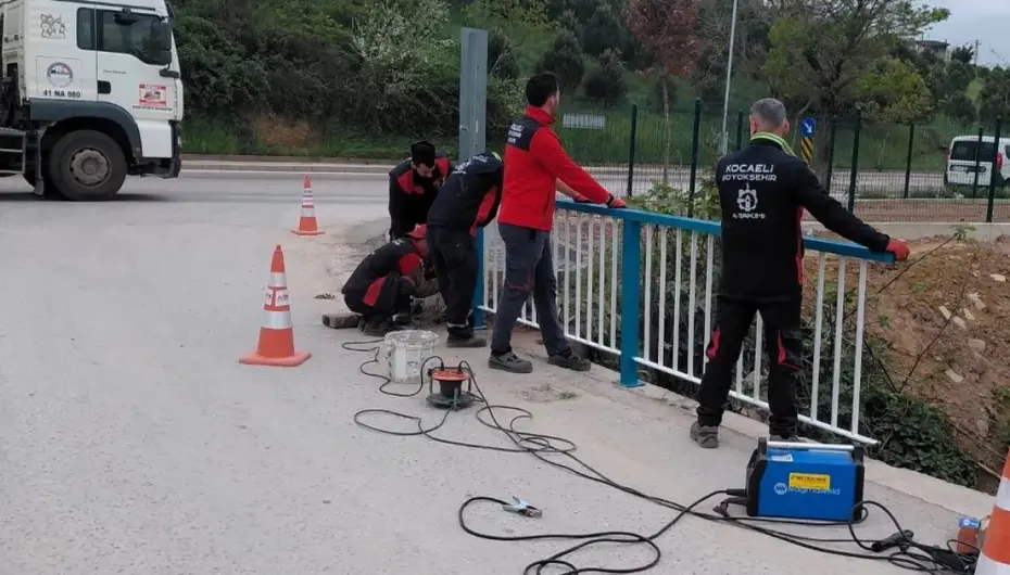 Korkuluklar, Kocaeli Büyükşehir’le pırıl pırıl ve güvenli
