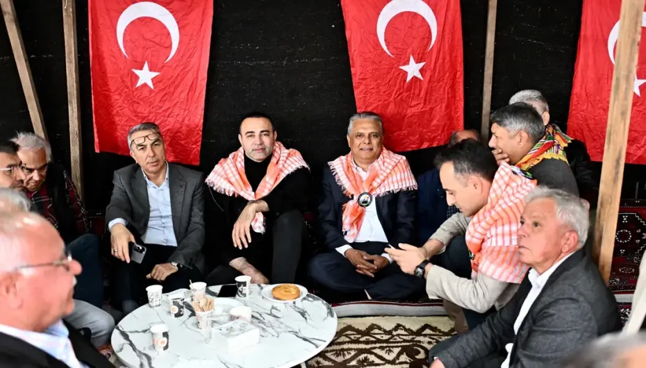Antalya Muratpaşa'da Yörükler 'keşkek'te buluştu