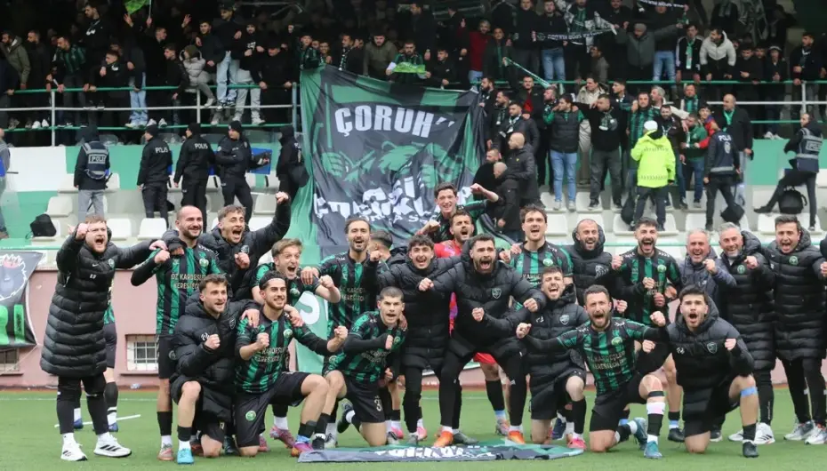 Borçkaspor şampiyonluk golüyle zirveye çıktı