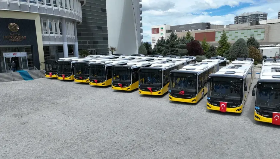 Malatya Büyükşehir filosuna 12 otobüs