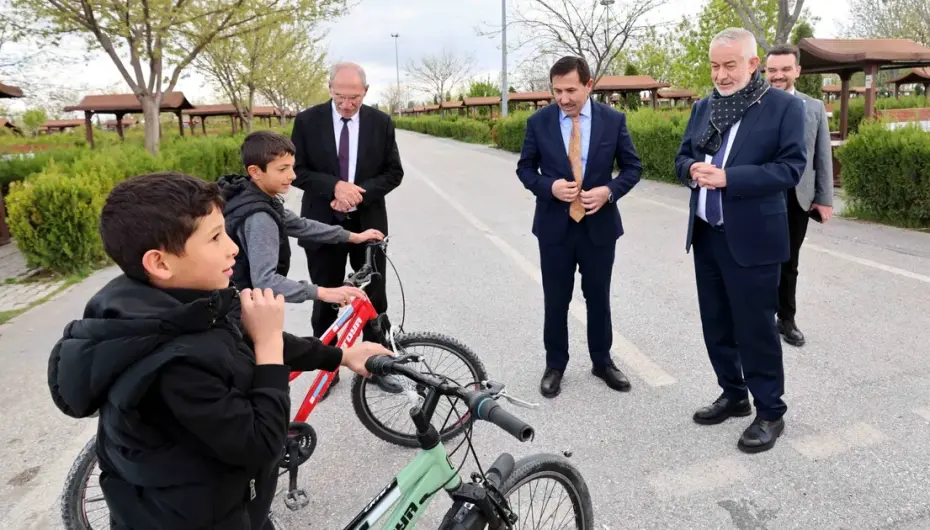 Isparta heyeti Karatay’da yatırımları inceledi