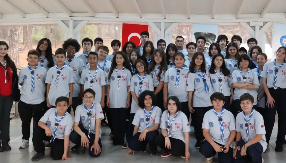 Antalya'da izciler kaynaşma kampında bir araya geldi