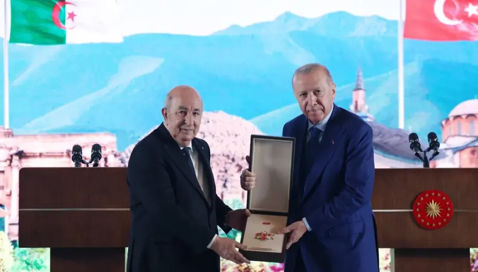 Cezayir Cumhurbaşkanı Tebbun’a Devlet Nişanı tevcih edildi