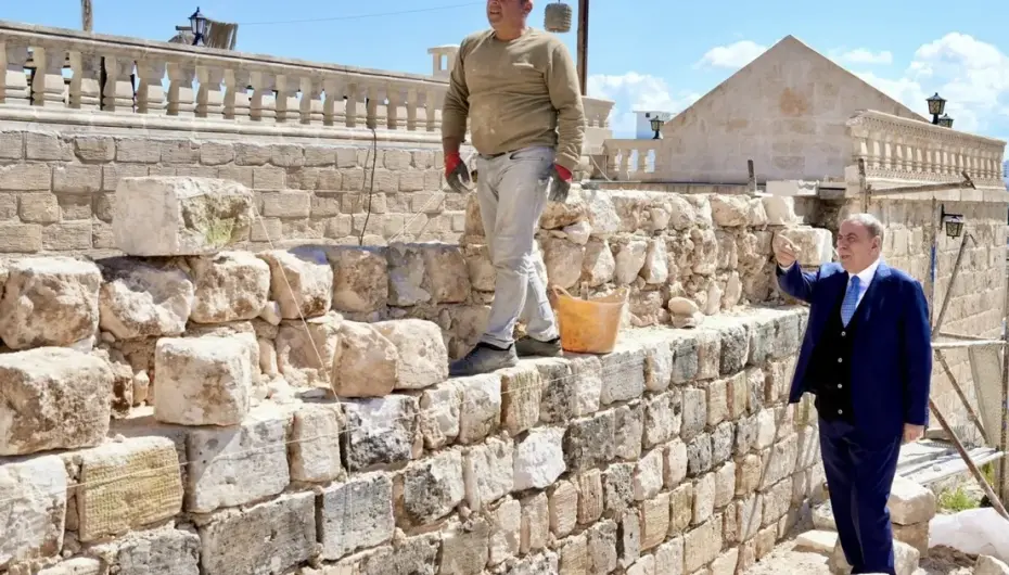 Midyat’ta tarihi doku 'katori' taşıyla hayat buluyor