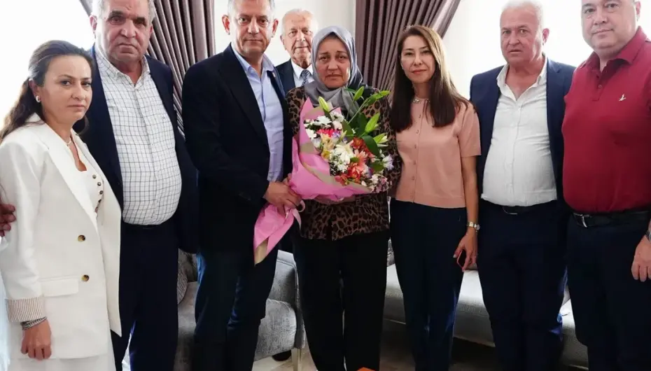 Manisa’da Anneler Günü vefası