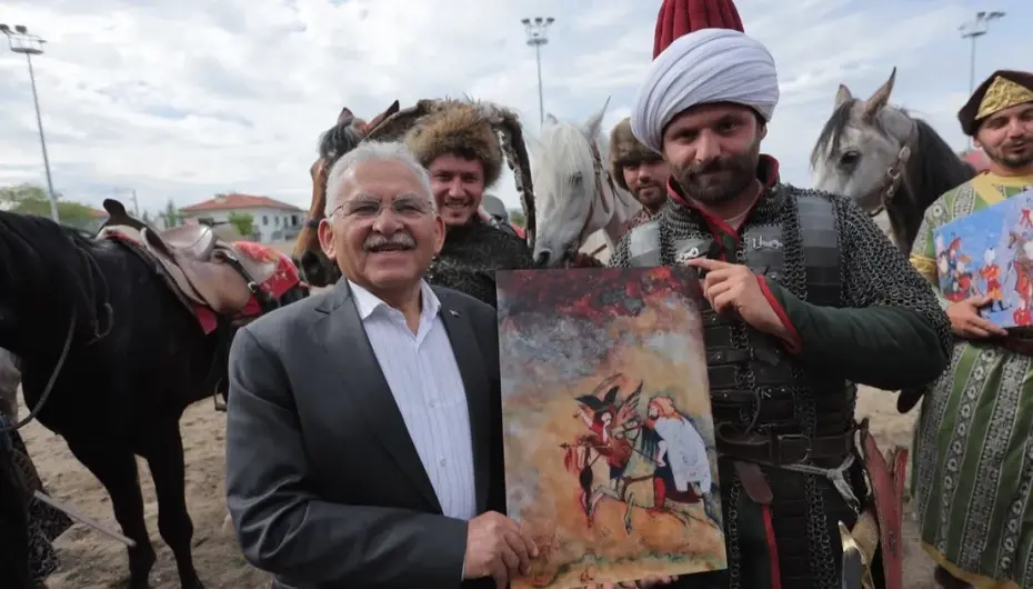“Erciyes’in Gölgesinde Geleneksel Atlı Spor Gösterisi”ne büyük ilgi