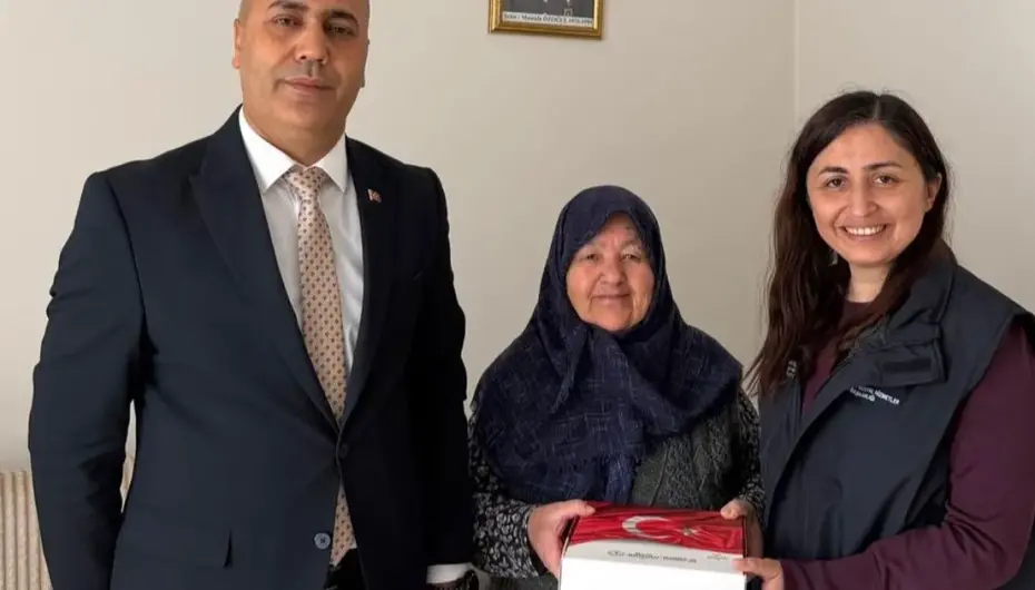 Manisa Büyükşehir’den şehit annelerine anlamlı ziyaret