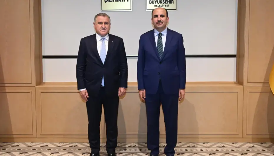 Bakan Bak ve Büyükgümüş, Başkan Altay’ı Konya’da ziyaret etti